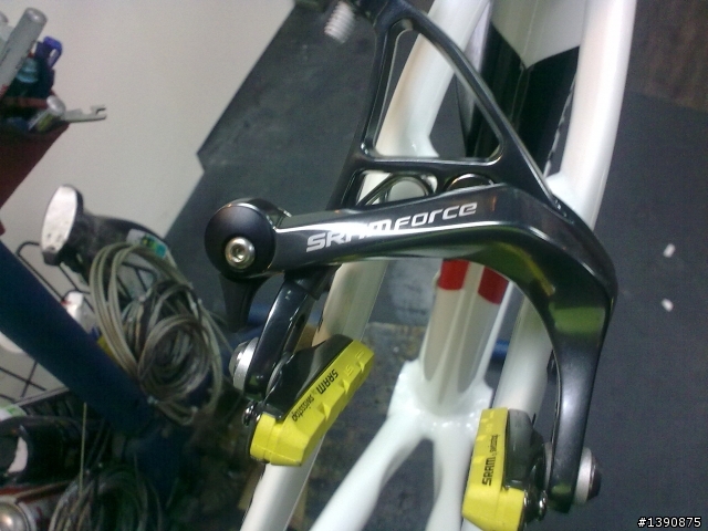 [開箱]限量版 cannondale caad9
