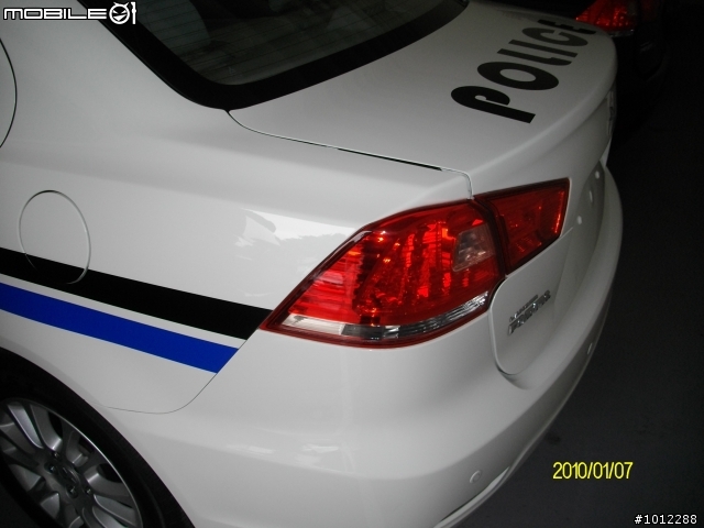 痞子英雄的警車