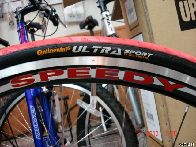 [開箱] FUJI SST3.0 - 我的第一台公路車