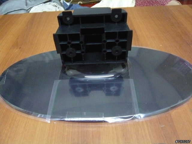 要過年了，該買的還是要買 BENQ SK3742