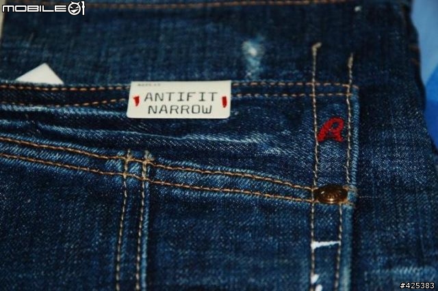 [分享] Replay Blue Jeans (圖多)