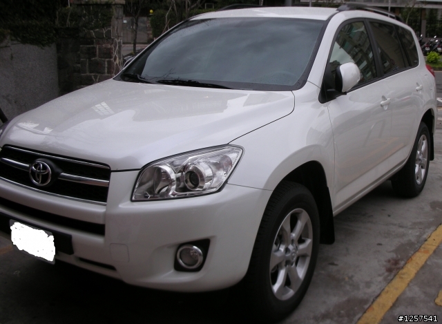 [開箱♡]正2010年式RAV4 2.4 E規之小白胖你回來了~♡(標配DENSO長效銥合金火星塞+後保桿有內鐵+DENSO油門踏板)