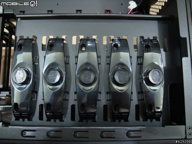 [黑化]CoolerMaster HAF922 開箱(圖多)