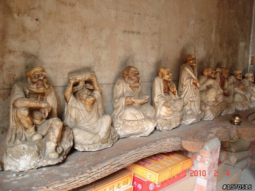 今天我又去《水仙宮》看修復古蹟的台藝大阿妹.....