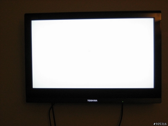 [分享]TOSHIBA 32AV600G 圖多
