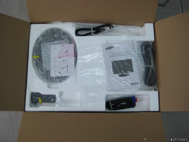 三星LCD B2230 開箱文 (新手上路喔~)