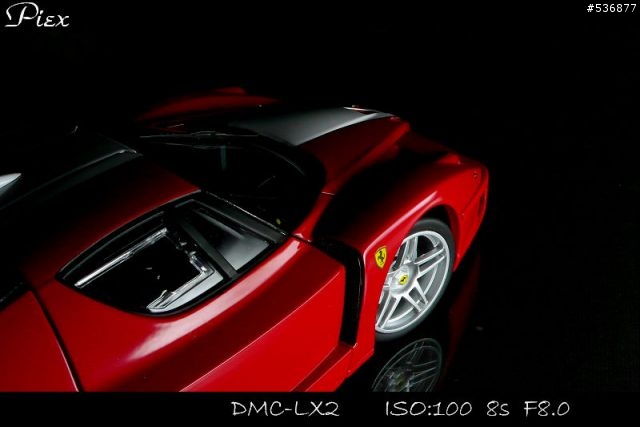 [1/18]ENZO Ferrari再進化－FXX