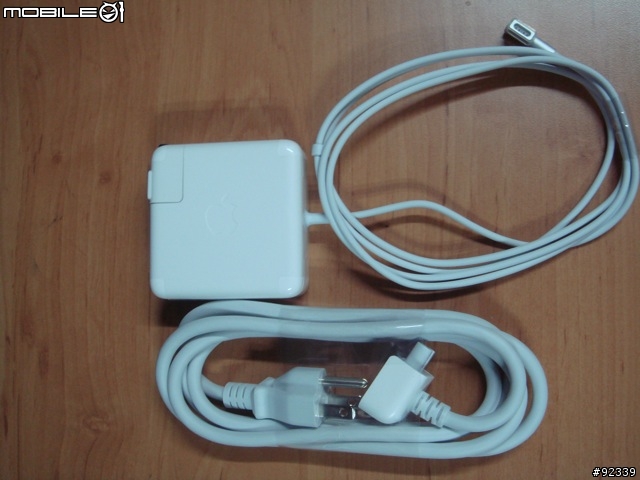 [開箱] MACBOOK 小白 第一顆蘋果