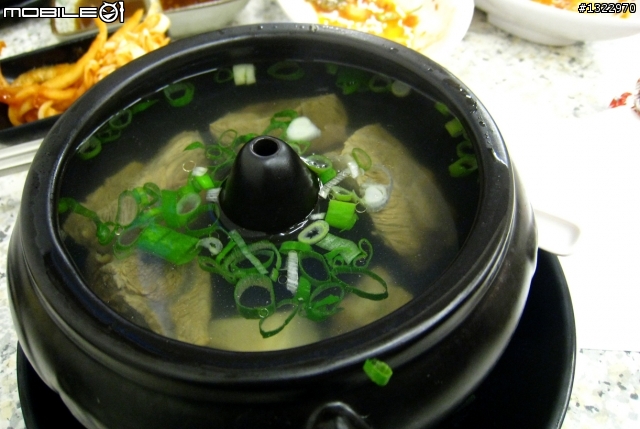 [09年北市牛肉麵節清燉組冠軍]-北市大安區的 "麻辣天堂"「汽鍋牛肉麵」
