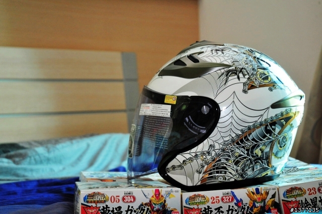 熱騰騰 M2R J II