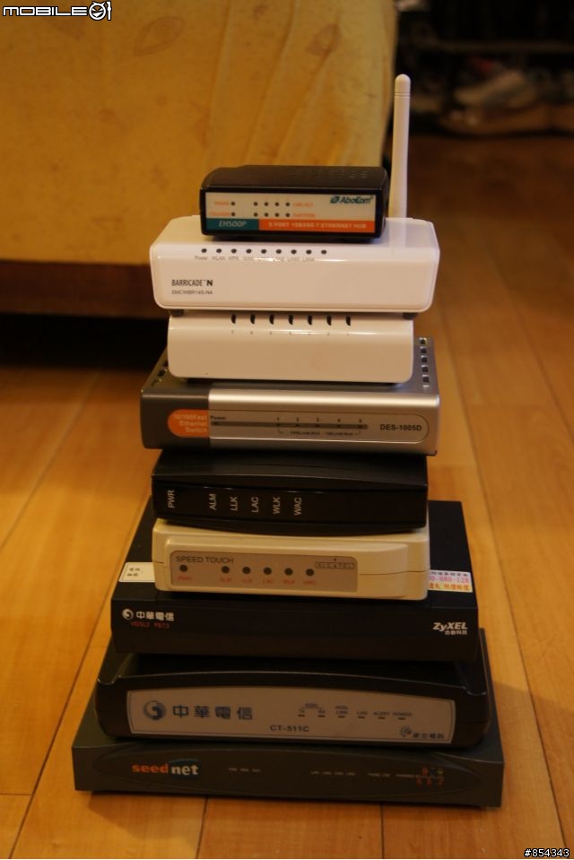 [開箱]SMCWBR14S-N4無線分享器 + 無線網卡 - Mobile01