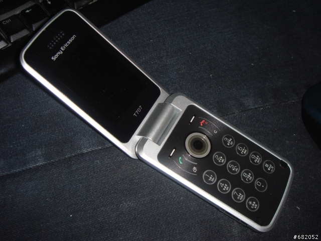 SonyEricsson T707(黑)開箱文