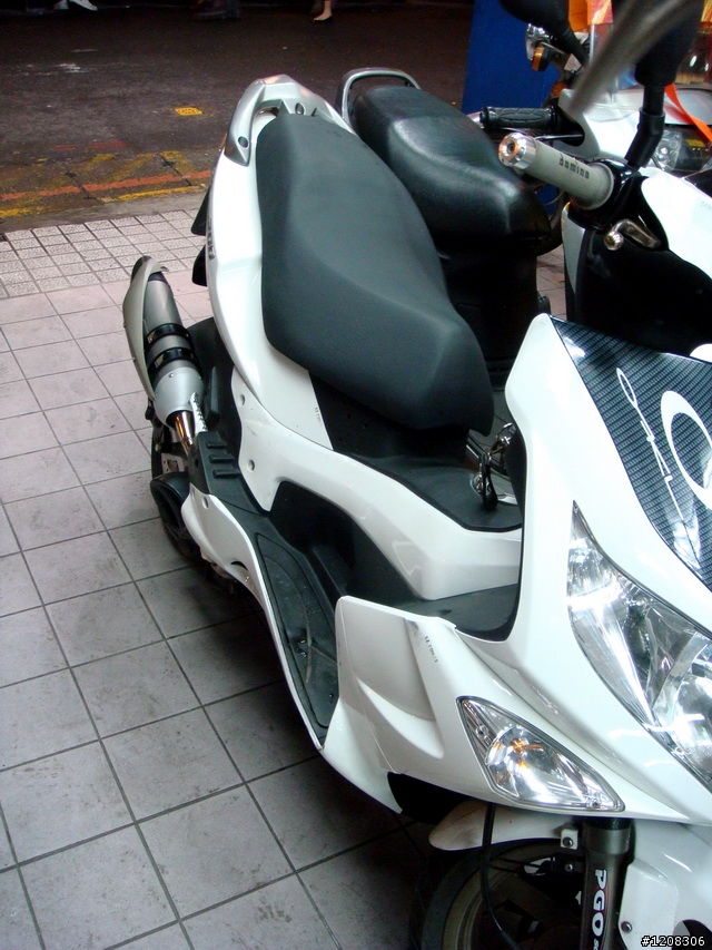 [開箱]GT125改YZF R1排氣管(02/20新增影音檔)