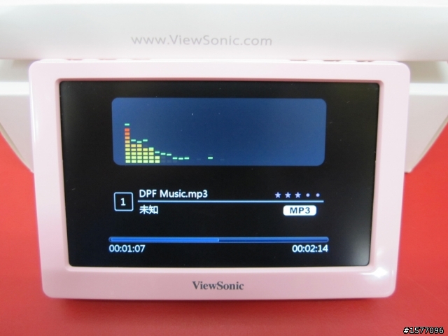 第一次開箱~優派 ViewSonic VPD400 8G MP5 粉粉粉紅~