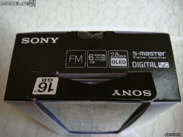 【開箱】Sony NWZ-A845之OLED螢幕有夠鮮艷～