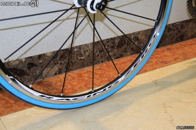 [開箱] 2010 KUOTA KOM ag2r 車隊版  ~~~  清新陽光 過年開箱