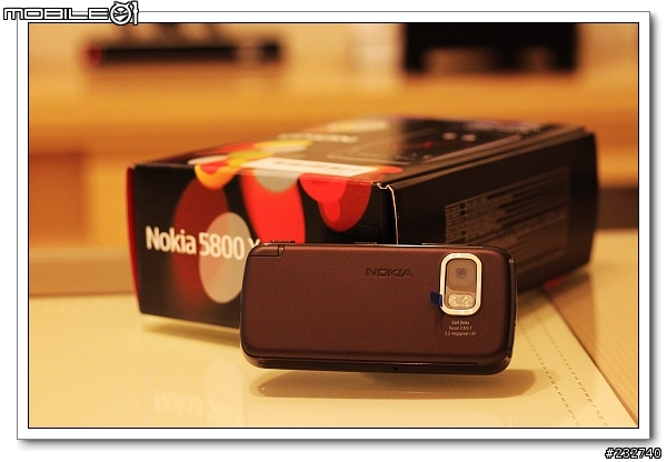 [純開箱] 智慧觸控超值首選～NOKIA 5800魅力紅 VS.換手機血淚史 （加映包膜實況）