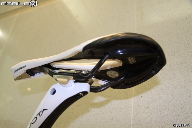 [開箱] 2010 KUOTA KOM ag2r 車隊版  ~~~  清新陽光 過年開箱