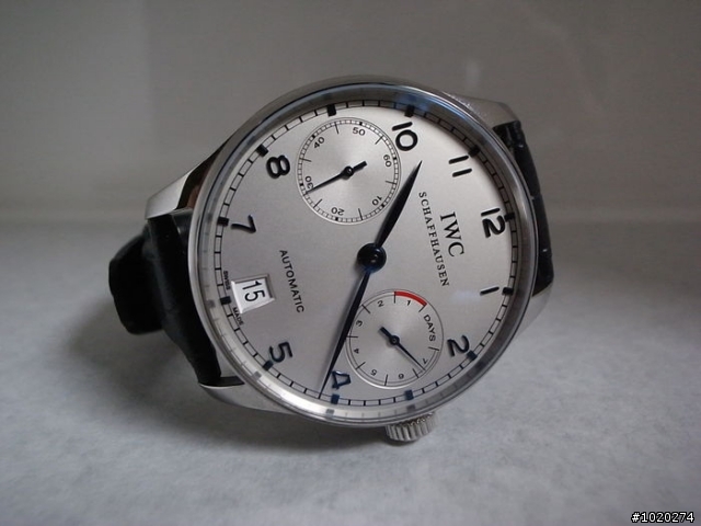 BLACK or White~PANERAI 111 VS IWC 5001