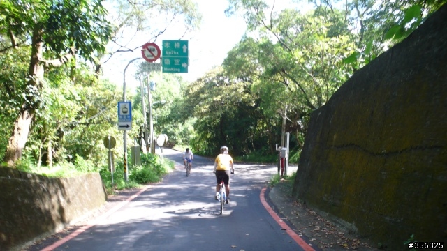 [路線] 過年清淡一點也不錯...練車好路線-貓空+阿柔洋逆騎