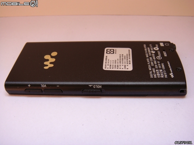 【開箱】Sony NWZ-A845之OLED螢幕有夠鮮艷～