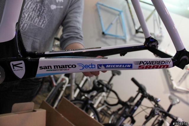 [開箱文]2010 AG2R KOM  車架開箱[成車圖補完]