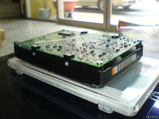 SCSI 2.5吋硬碟轉IDE or SATA??