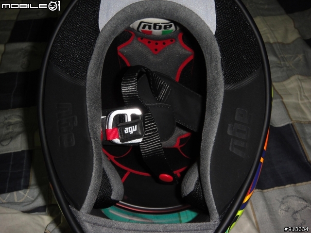 過年換新帽之AGV GP-TECH 簡單開箱