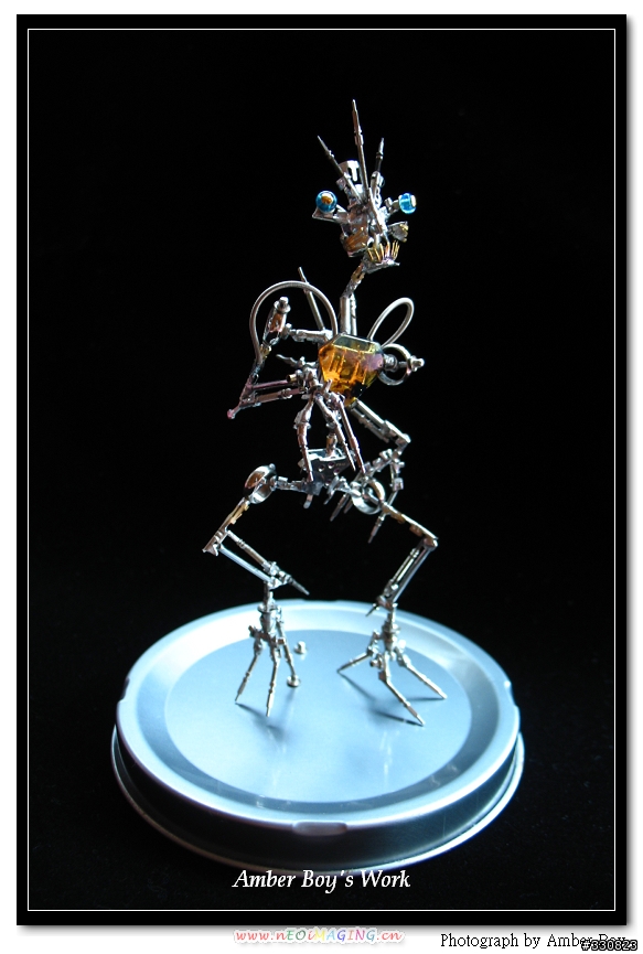 Amber Boy結合電子,鐘錶零件琥珀的個人創作