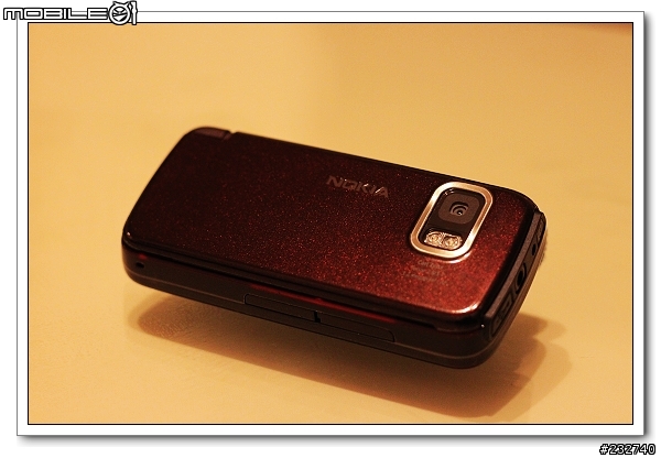 [純開箱] 智慧觸控超值首選～NOKIA 5800魅力紅 VS.換手機血淚史 （加映包膜實況）