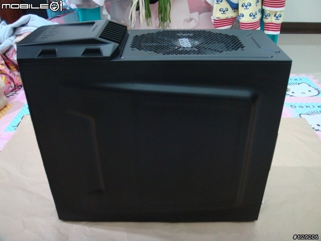 [黑化]CoolerMaster HAF922 開箱(圖多)