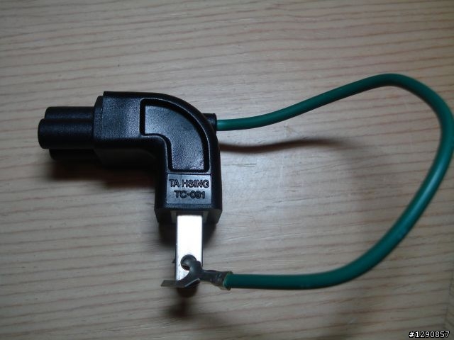 原來NB電源線也有這麼爛的，網購真是要小心