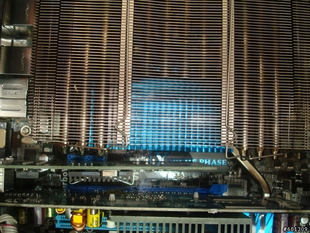 個人陣列伺服器分享~I7 920+ASUS P6X58D Permium+12GB DDR3 1600