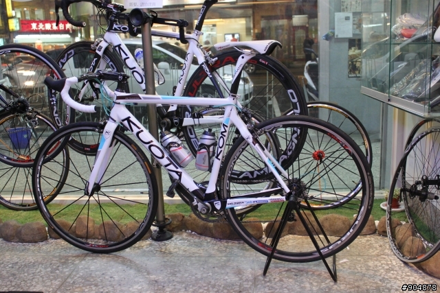 [開箱文]2010 AG2R KOM  車架開箱[成車圖補完]