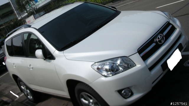 [開箱♡]正2010年式RAV4 2.4 E規之小白胖你回來了~♡(標配DENSO長效銥合金火星塞+後保桿有內鐵+DENSO油門踏板)