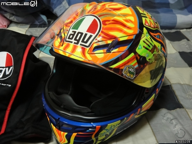 過年換新帽之AGV GP-TECH 簡單開箱