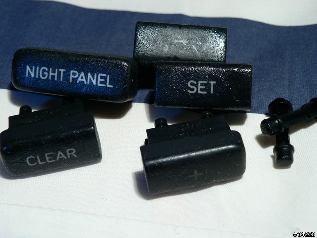 DIY SAAB 95冷氣按鍵環保漆清除
