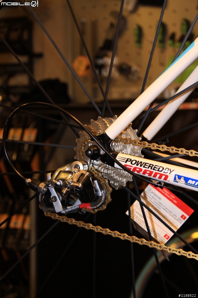 [開箱] 2010 KUOTA KOM ag2r 車隊版  ~~~  清新陽光 過年開箱