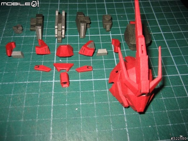 (紙模型)4/5更新浮遊砲    喜氣洋洋的沙薩比 SD Sazabi Ver.OP (PaperCraft)