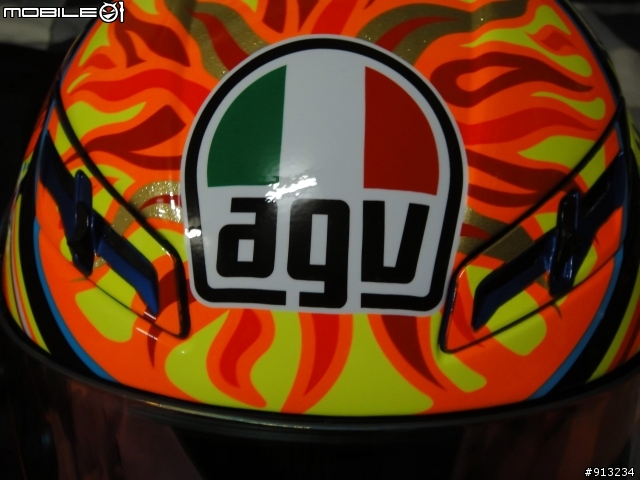 過年換新帽之AGV GP-TECH 簡單開箱