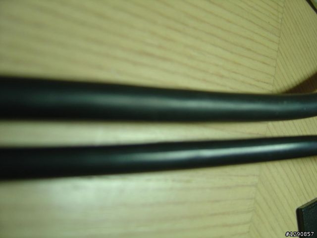 原來NB電源線也有這麼爛的，網購真是要小心