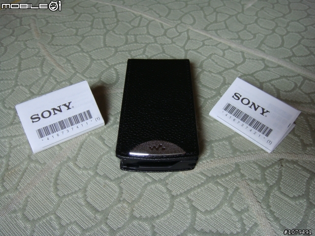【開箱】Sony NWZ-A845之OLED螢幕有夠鮮艷～