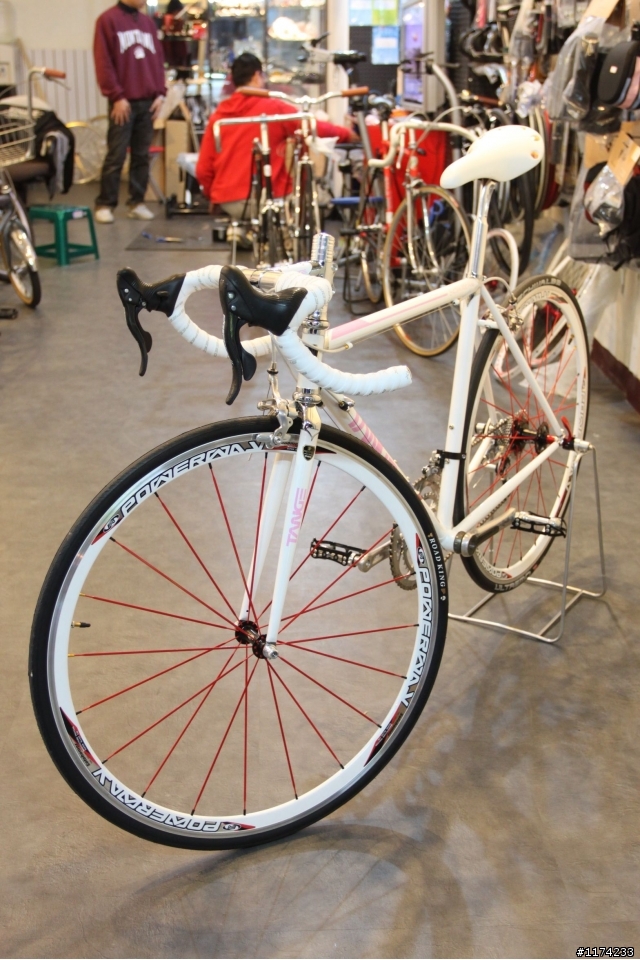 女王與男僕的日本丹下  TANGE  鋼管公路車 經典登場