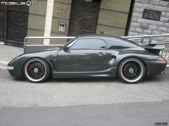 稀有車種 PORSCHE Carbon