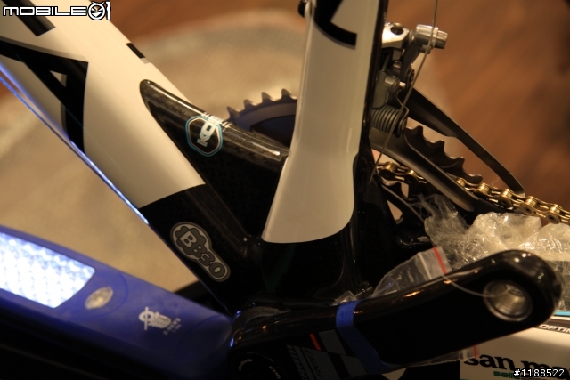 [開箱] 2010 KUOTA KOM ag2r 車隊版  ~~~  清新陽光 過年開箱