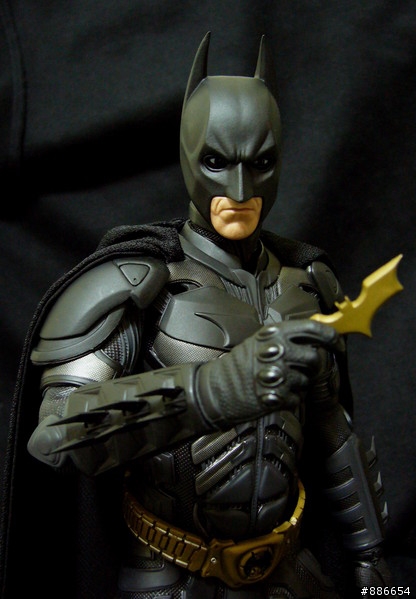 [開箱] Hottoys  12吋黑暗騎士  蝙蝠俠DX02豋場!