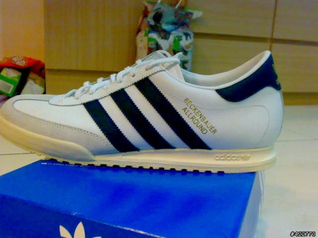 [分享]很不專業開箱adidas originals 鞋