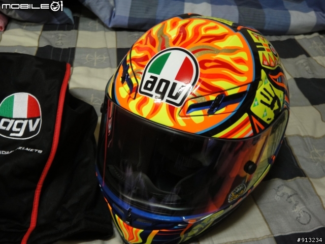 過年換新帽之AGV GP-TECH 簡單開箱