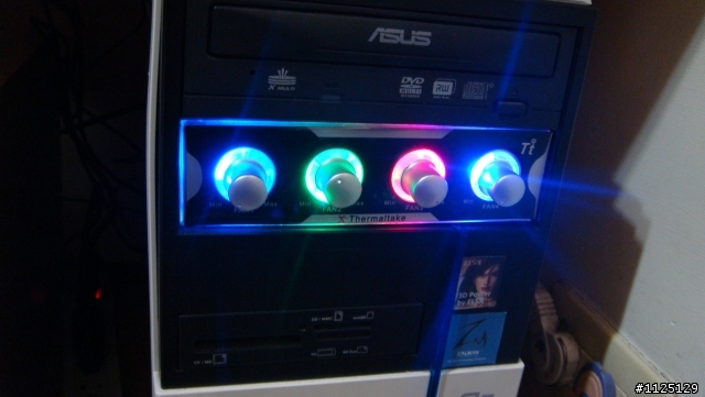 [舊物開箱] TT 曜越 Xcontroller