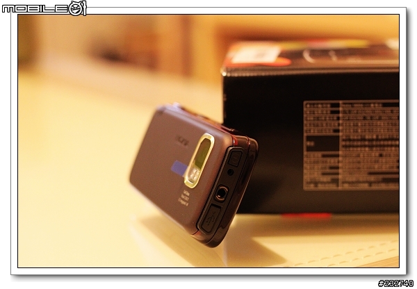 [純開箱] 智慧觸控超值首選～NOKIA 5800魅力紅 VS.換手機血淚史 （加映包膜實況）